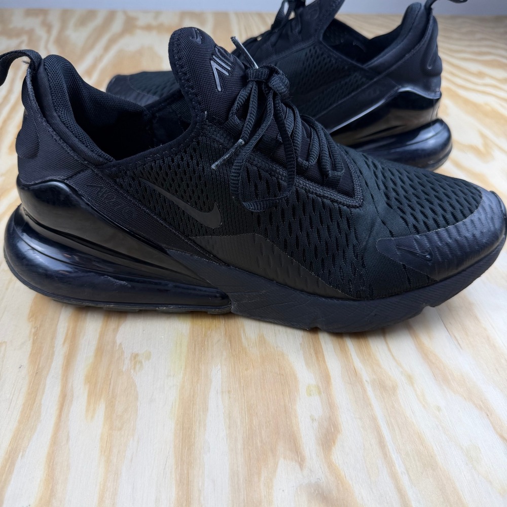 Nike Air Max 270 Triple Black Mens Running Shoes AH8050-005 Size 11